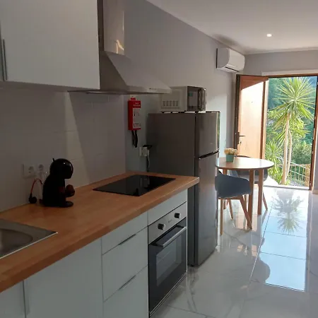 Ancoradouro T1 - Local Geres