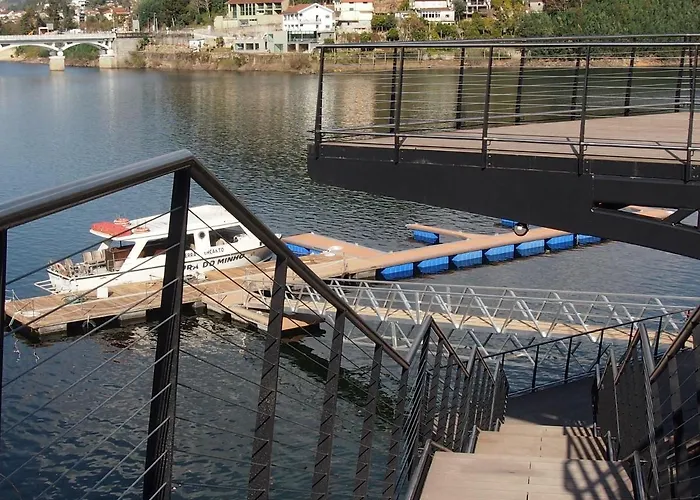 Ancoradouro T1 - Local Geres * Braga